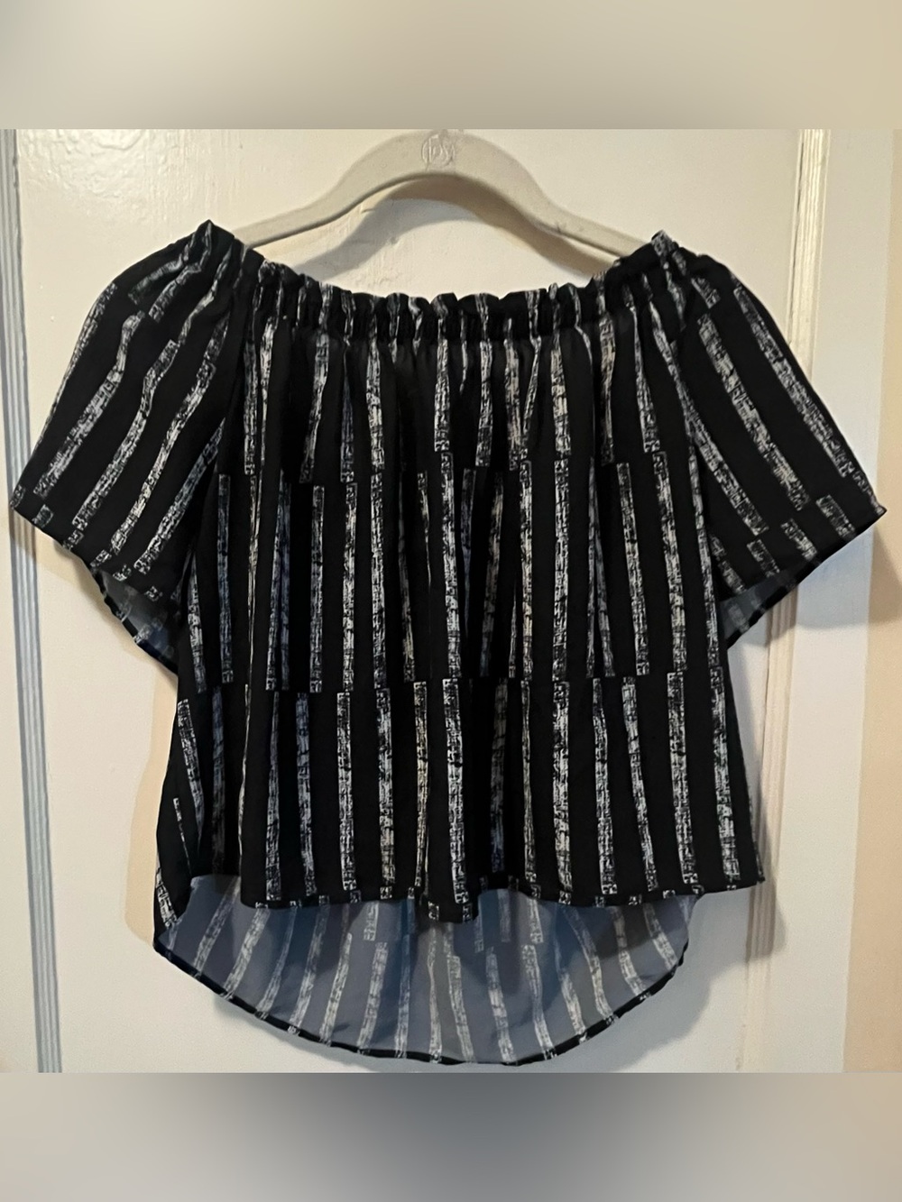 Eight Sixty Black & White Striped Off-the-Shoulder High-Low Blouse - Size XS